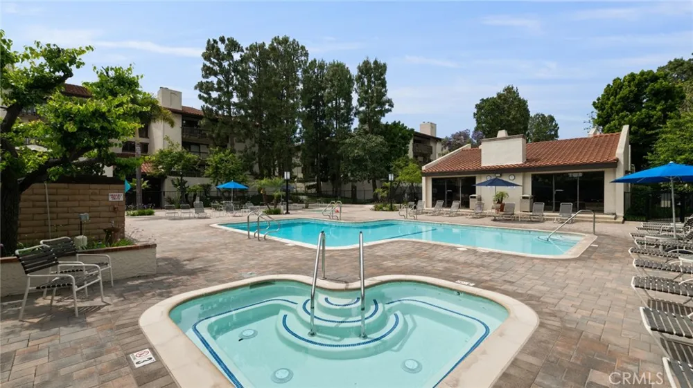 8512 Tuscany #222 Playa del Rey, CA 90293