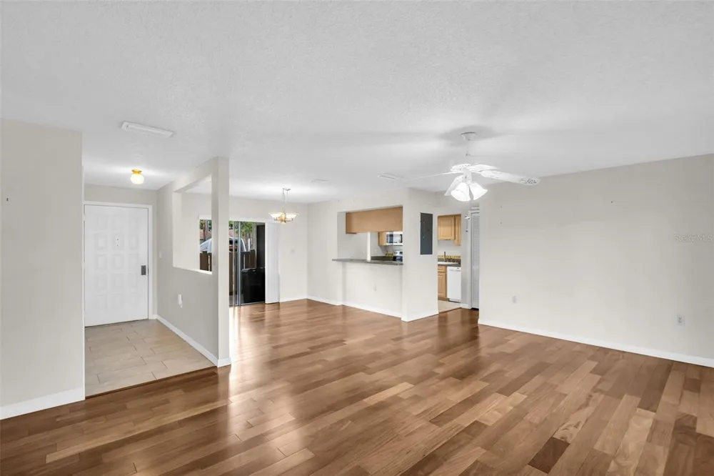 120 EVELYN COURT Oldsmar, FL 34677