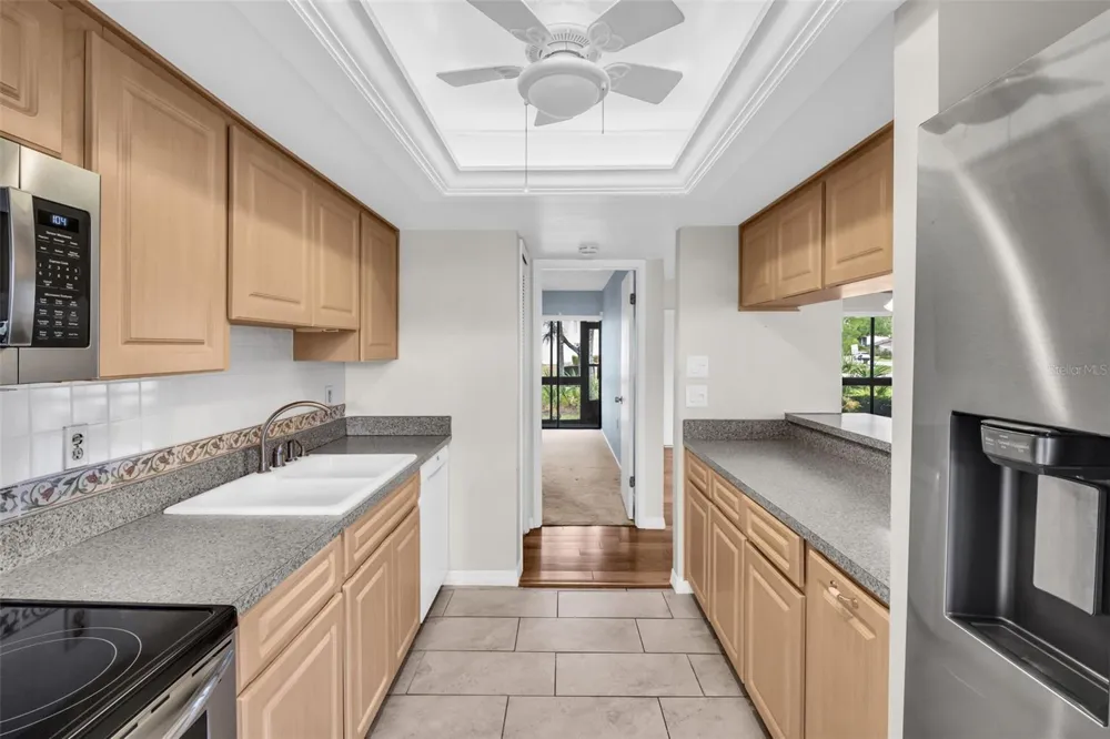 120 EVELYN COURT Oldsmar, FL 34677
