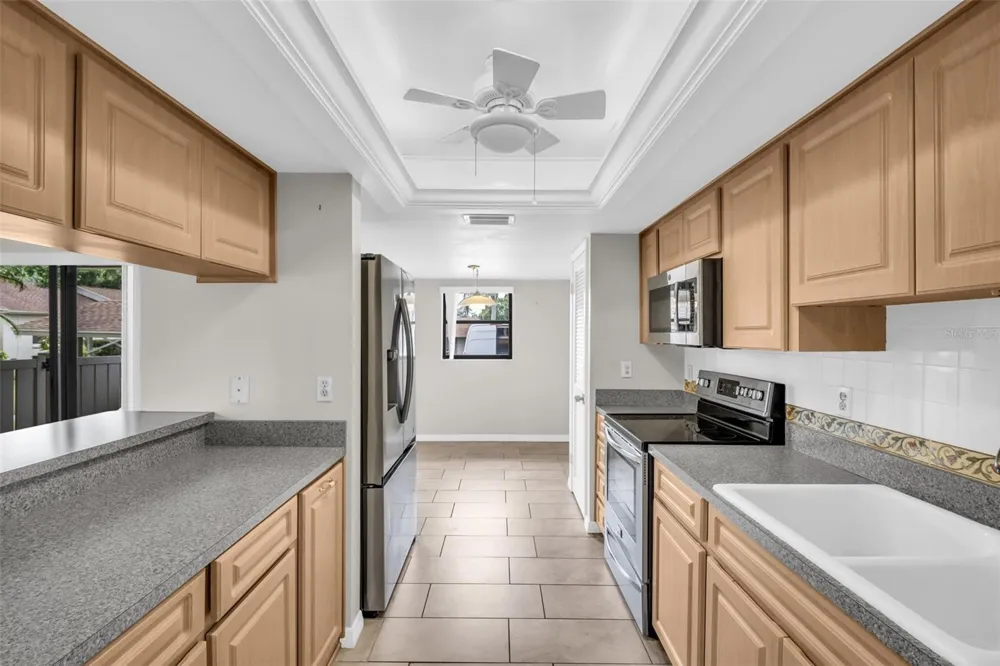 120 EVELYN COURT Oldsmar, FL 34677