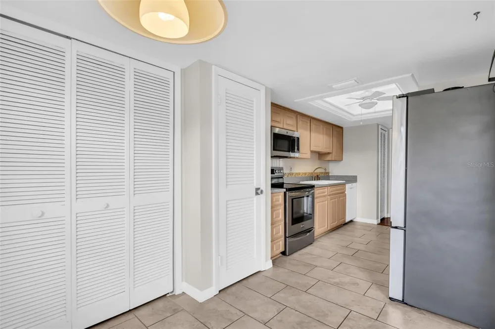 120 EVELYN COURT Oldsmar, FL 34677