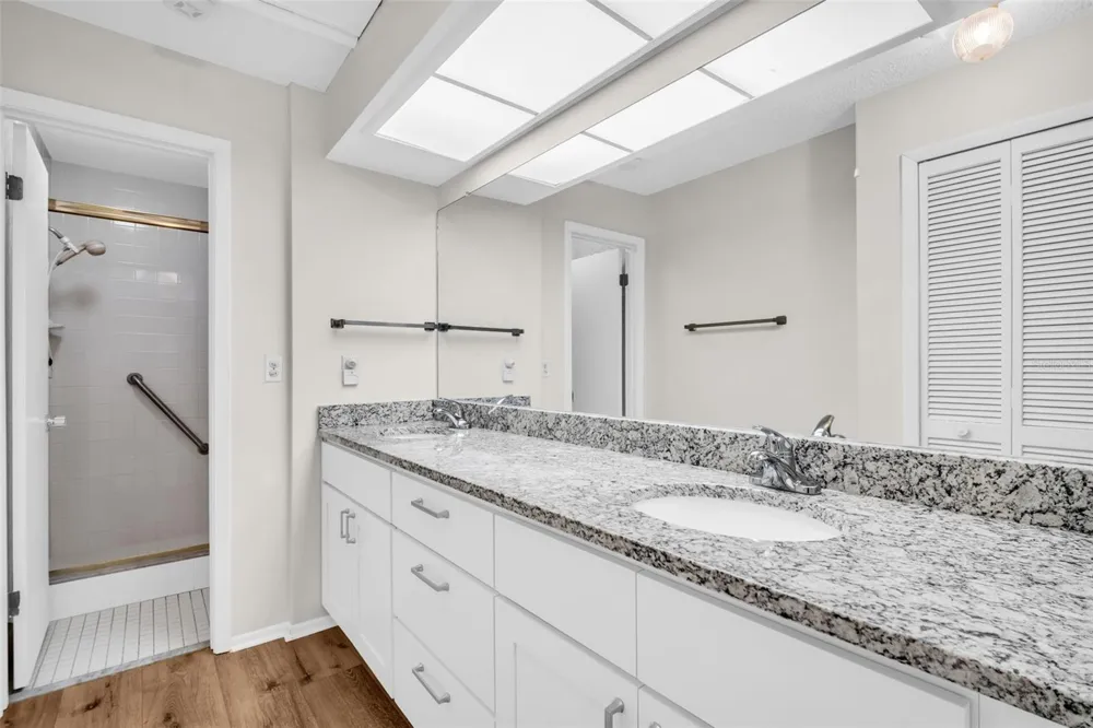 120 EVELYN COURT Oldsmar, FL 34677