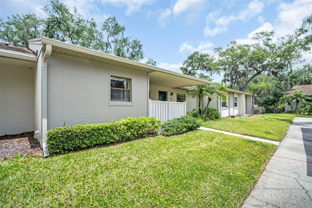 120 EVELYN COURT Oldsmar, FL 34677