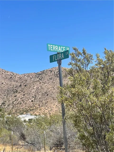 000