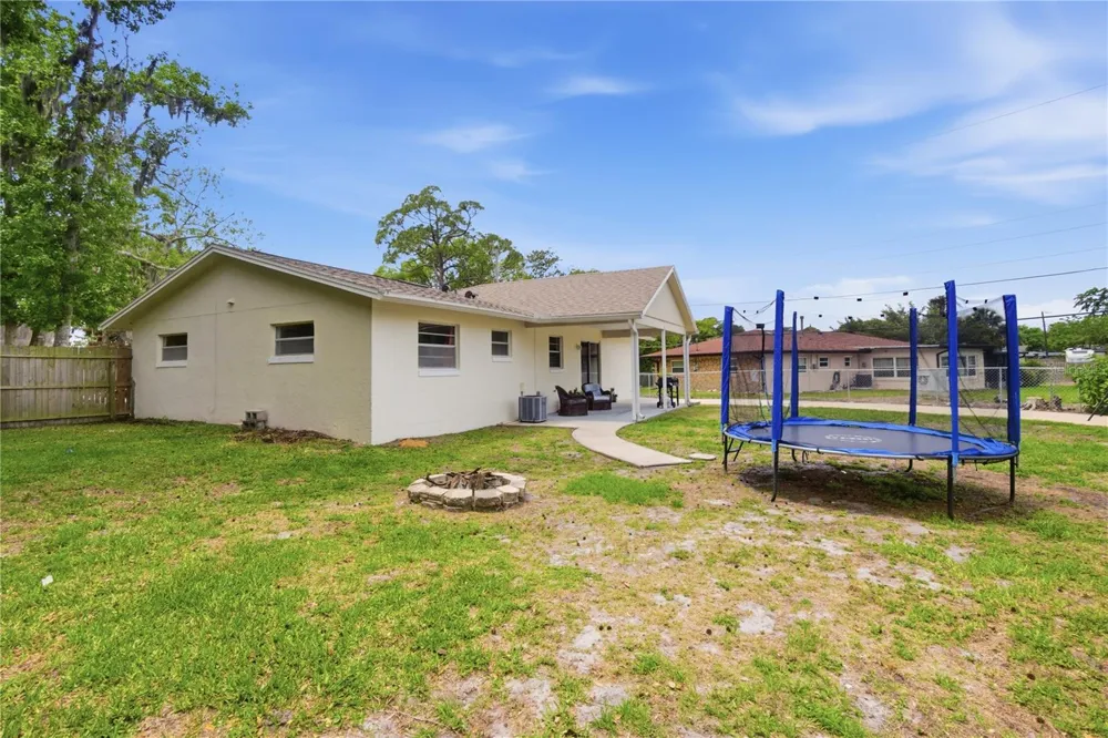 2861 W OAK LEA DRIVE South Daytona, FL 32119