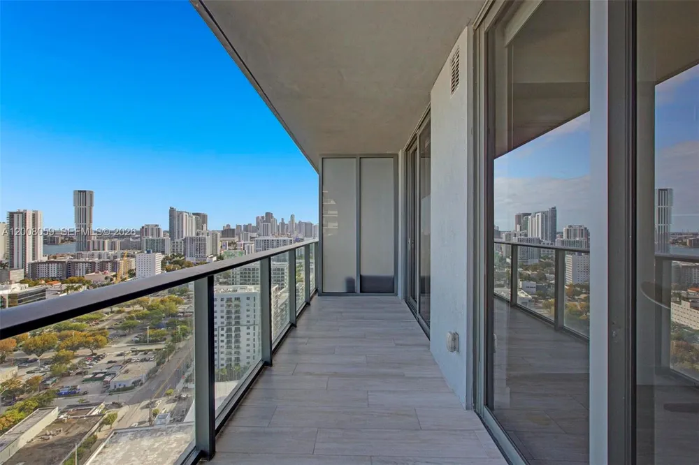 121 NE 34th St #2705 Miami, FL 33137