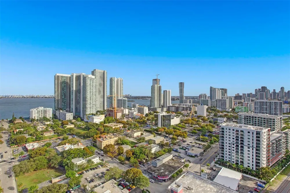 121 NE 34th St #2705 Miami, FL 33137