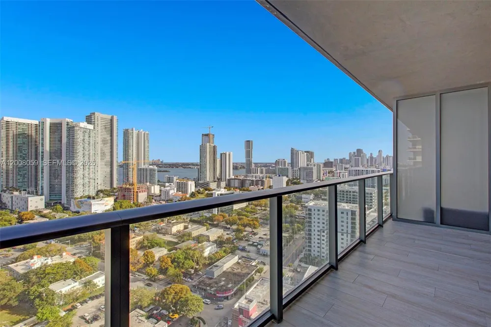 121 NE 34th St #2705 Miami, FL 33137