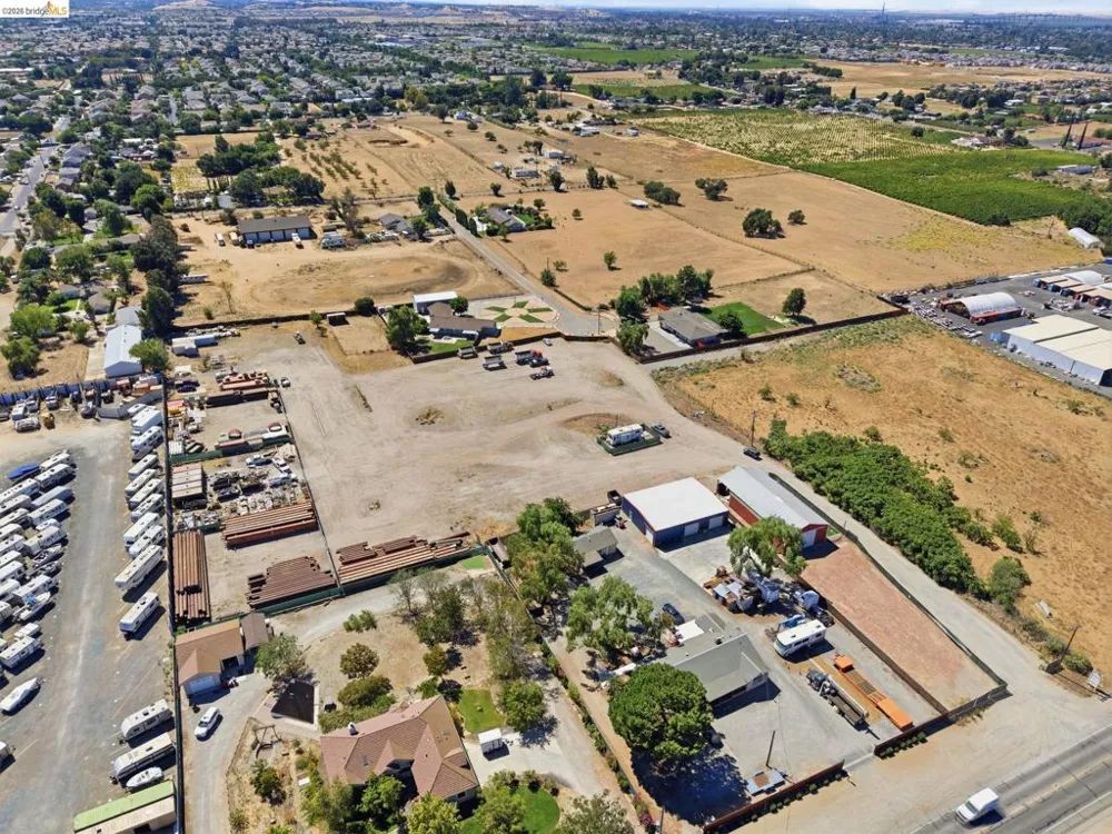 59 OLD STAGECOACH ROAD Brentwood, CA 94513