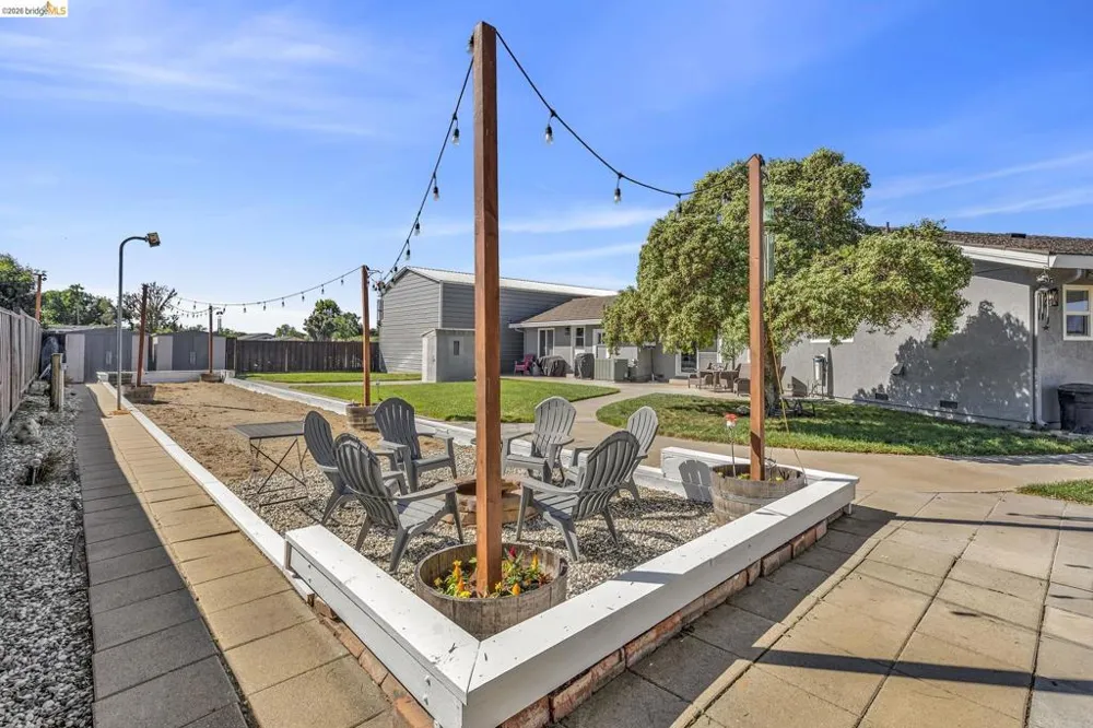 59 OLD STAGECOACH ROAD Brentwood, CA 94513
