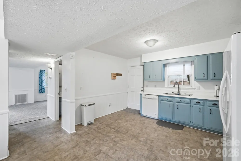 908 Forest Drive Marshville, NC 28103