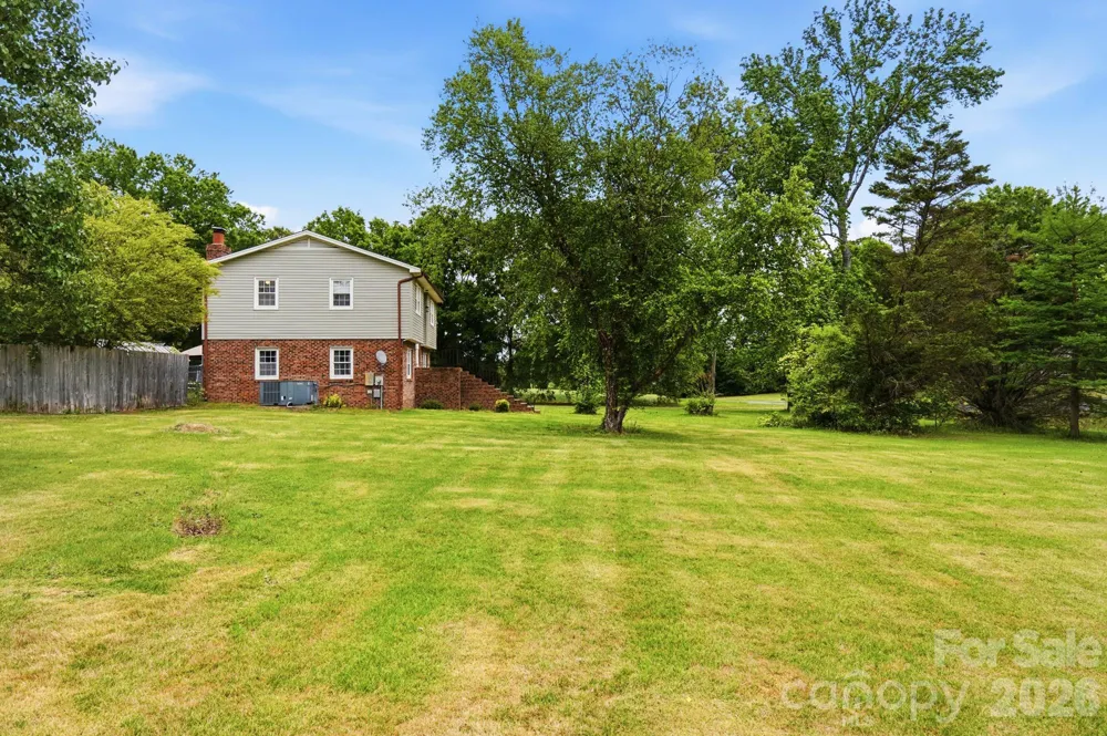 908 Forest Drive Marshville, NC 28103