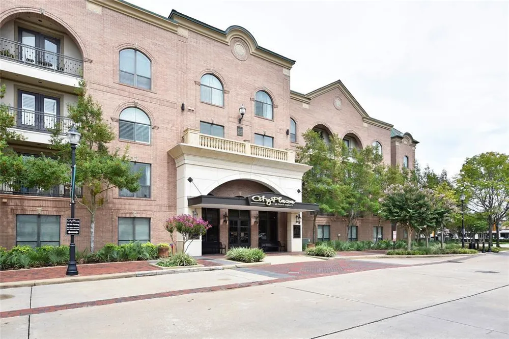 2299 Lone Star Drive #411 Sugar Land, TX 77479