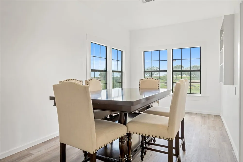 598 Business Highway 77 Bishop, TX 78343