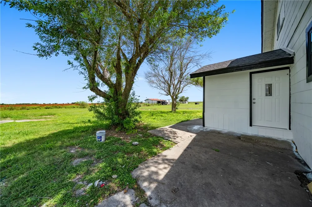 598 Business Highway 77 Bishop, TX 78343