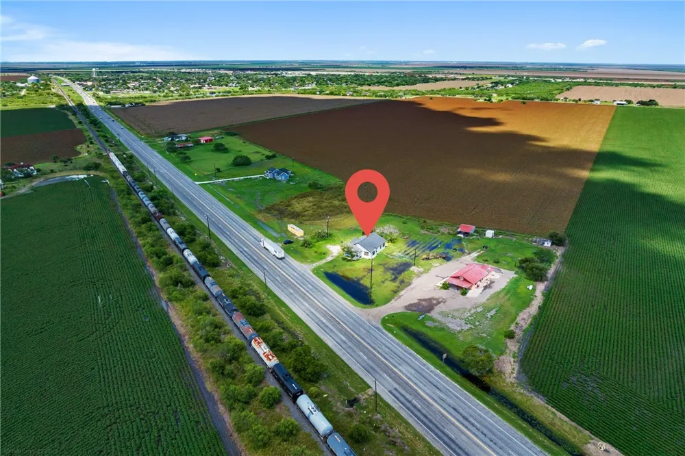 598 Business Highway 77 Bishop, TX 78343