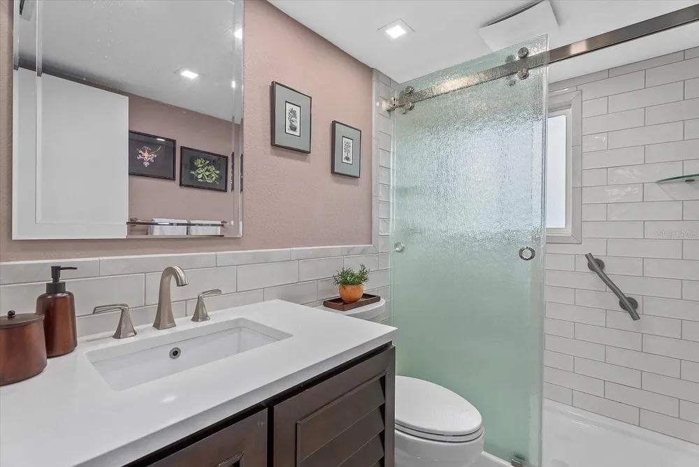 101 LOUELLA LANE #10 Nokomis, FL 34275