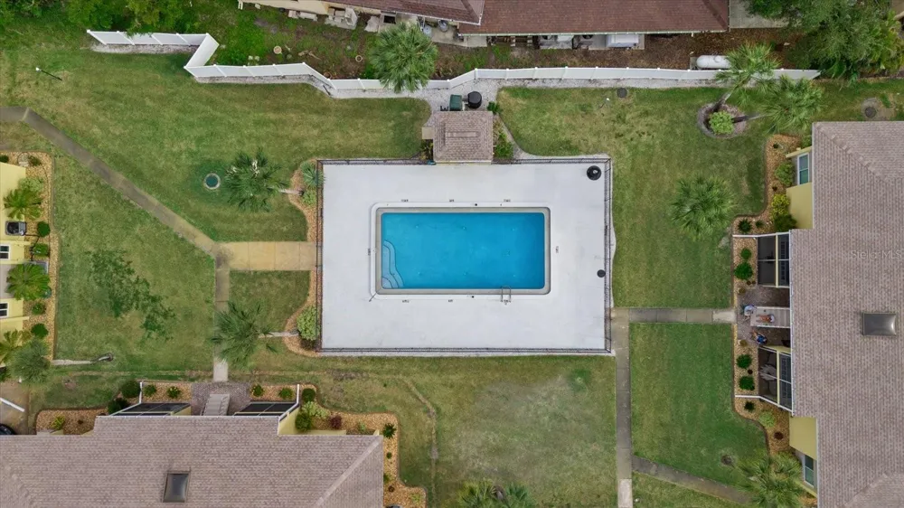 101 LOUELLA LANE #10 Nokomis, FL 34275