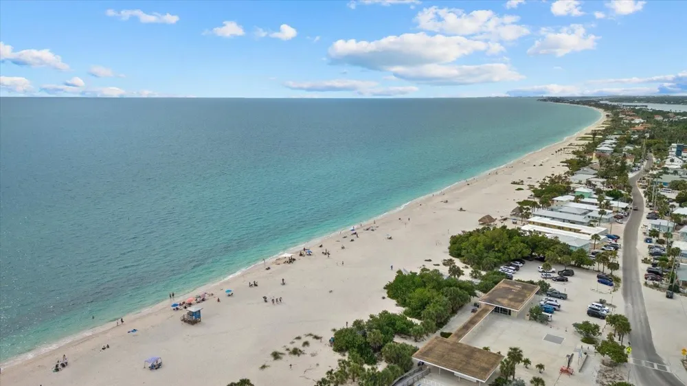 101 LOUELLA LANE #10 Nokomis, FL 34275