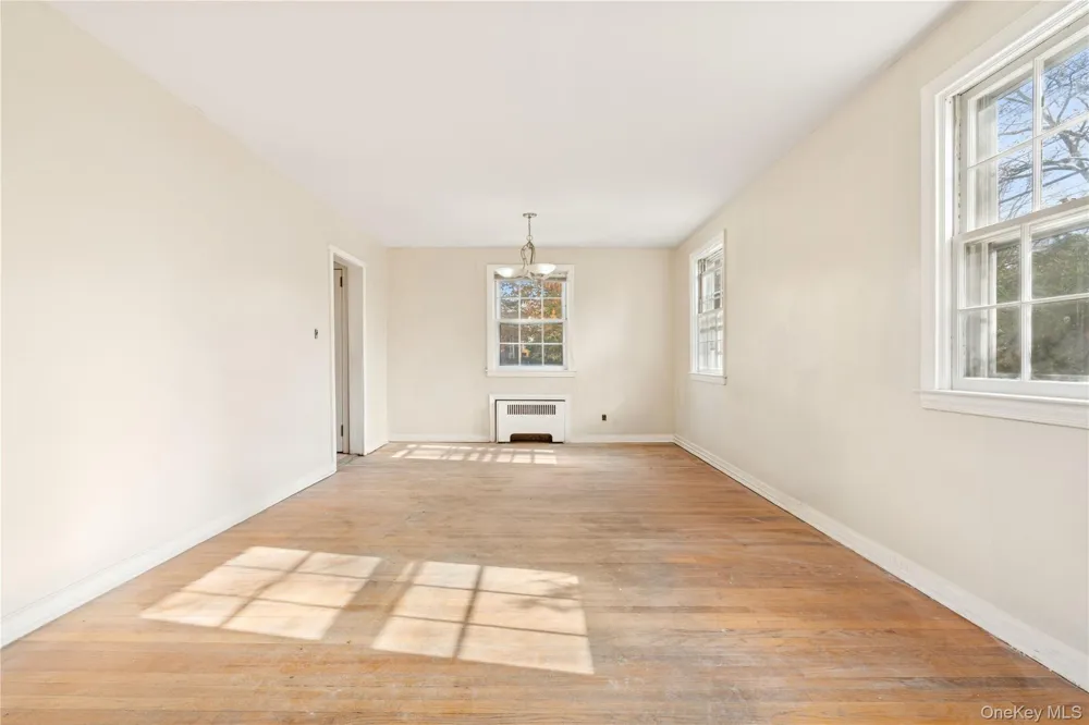 97 Wescott Boulevard Staten Island, NY 10314
