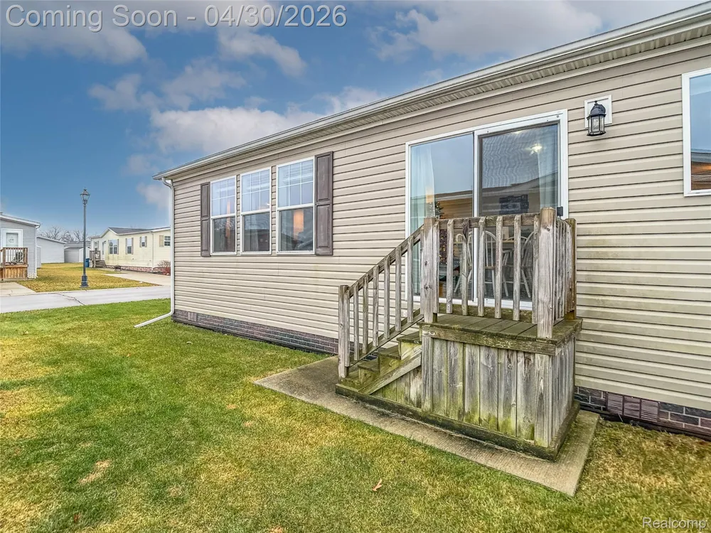 6267 Imperial Dr. Tyrone Township, MI 48430