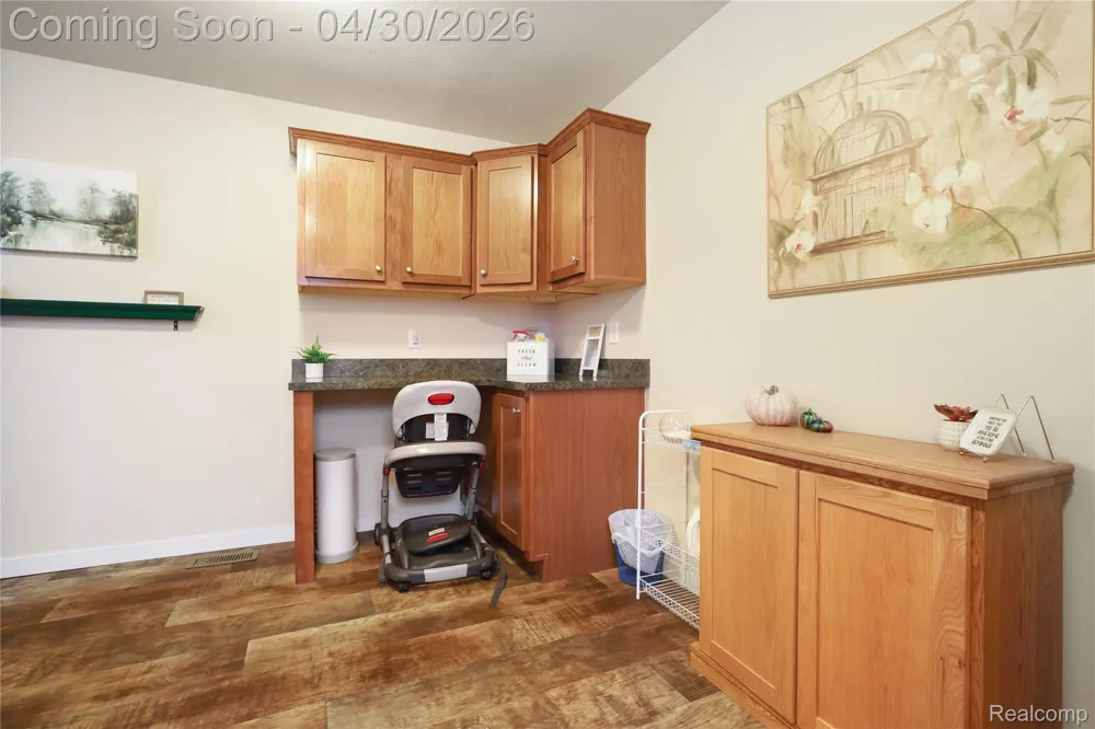 6267 Imperial Dr. Tyrone Township, MI 48430