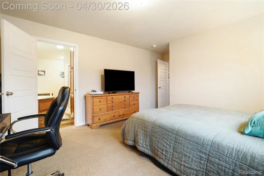 6267 Imperial Dr. Tyrone Township, MI 48430