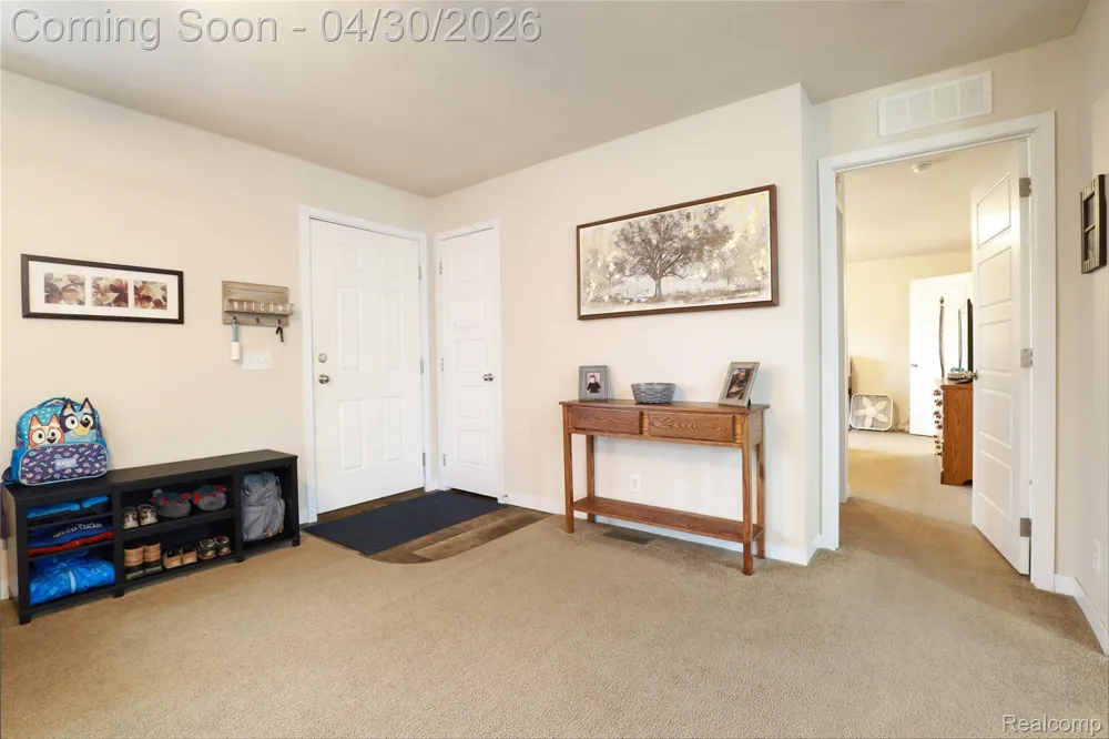 6267 Imperial Dr. Tyrone Township, MI 48430