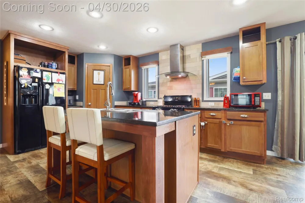 6267 Imperial Dr. Tyrone Township, MI 48430