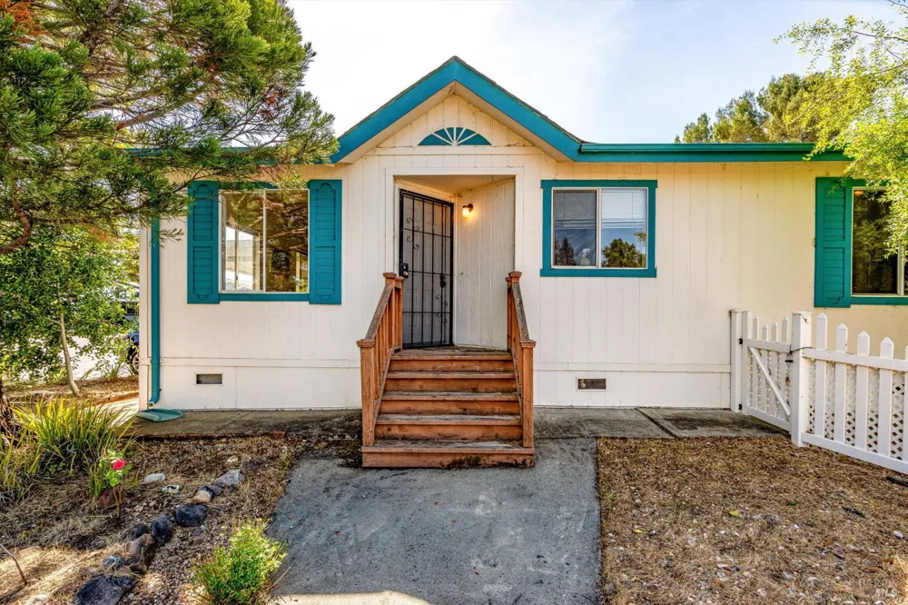 271 Russian Flag Way Sonoma, CA 95476