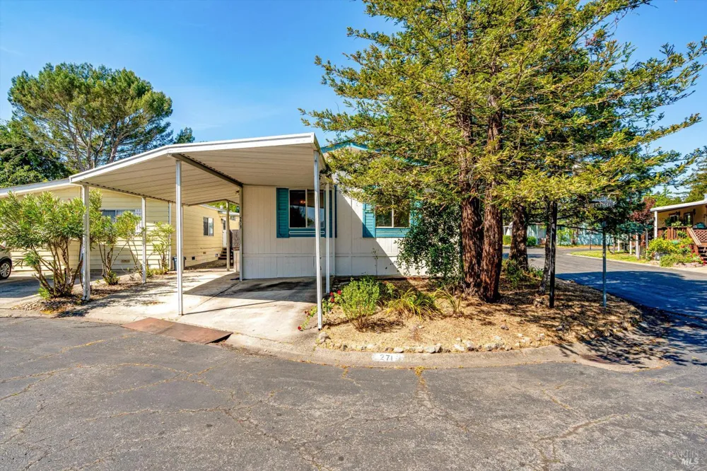 271 Russian Flag Way Sonoma, CA 95476