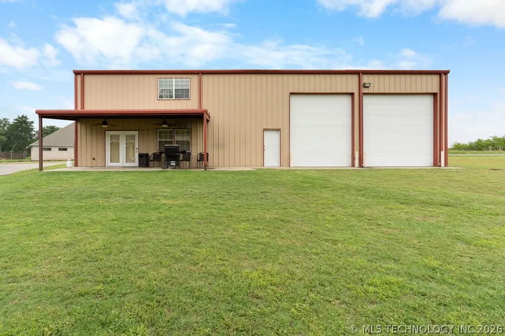 1712 Beach Landing Drive Kingston, OK 73439