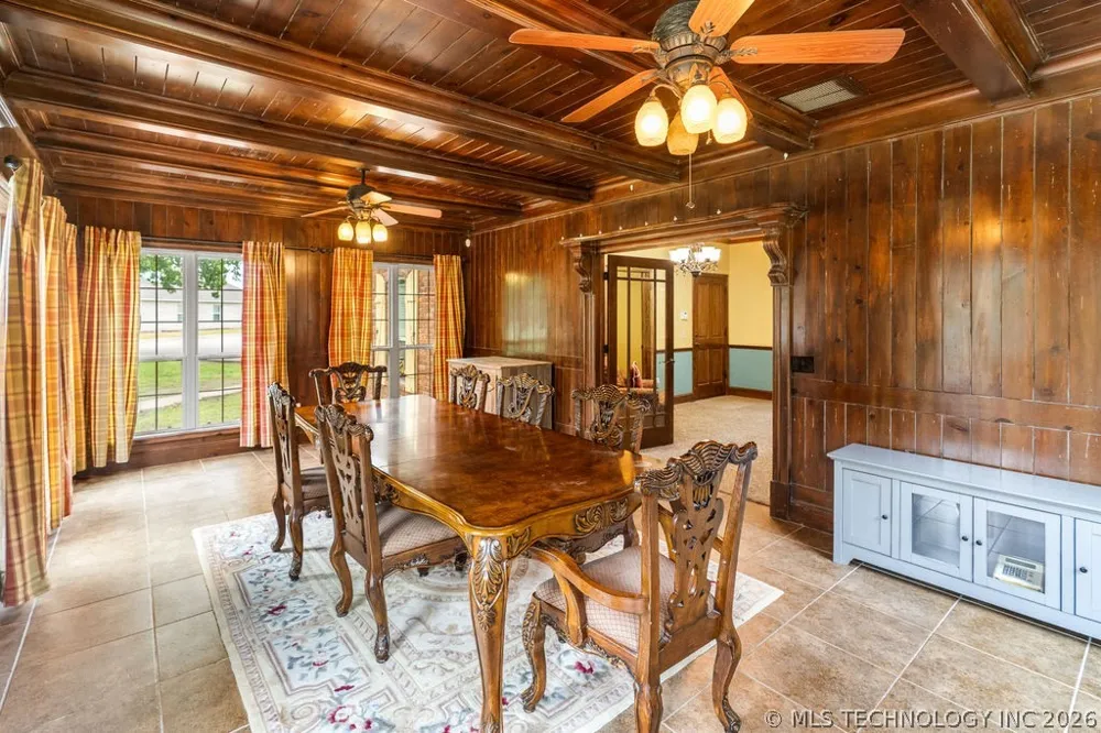 1712 Beach Landing Drive Kingston, OK 73439
