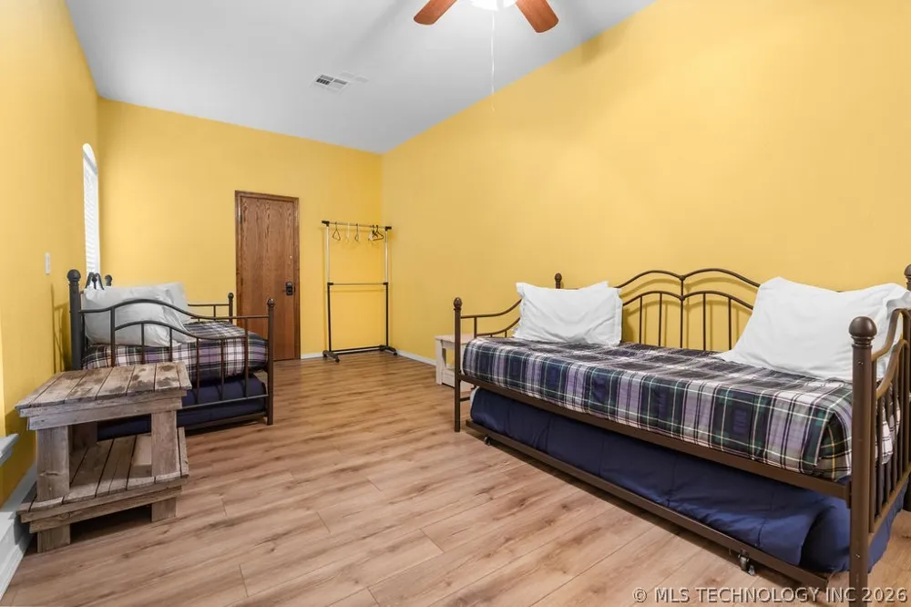 1712 Beach Landing Drive Kingston, OK 73439