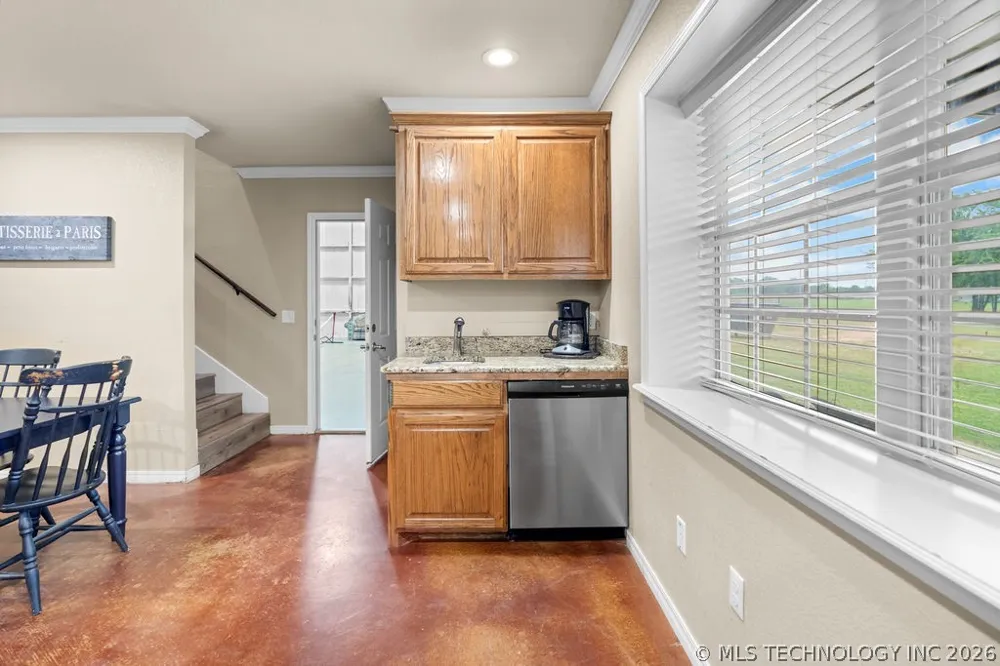 1712 Beach Landing Drive Kingston, OK 73439
