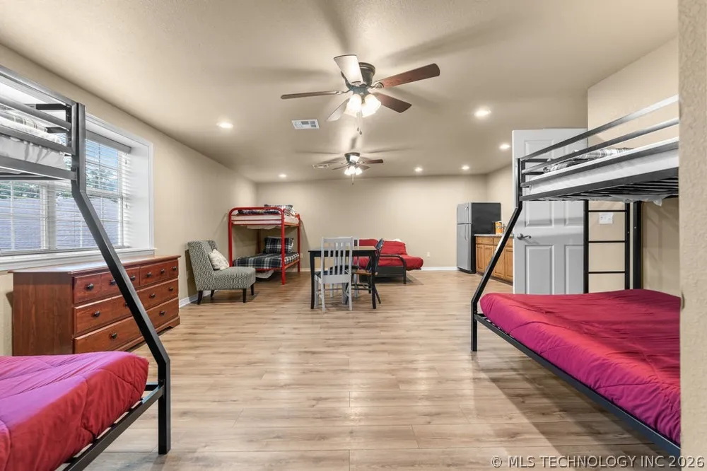 1712 Beach Landing Drive Kingston, OK 73439
