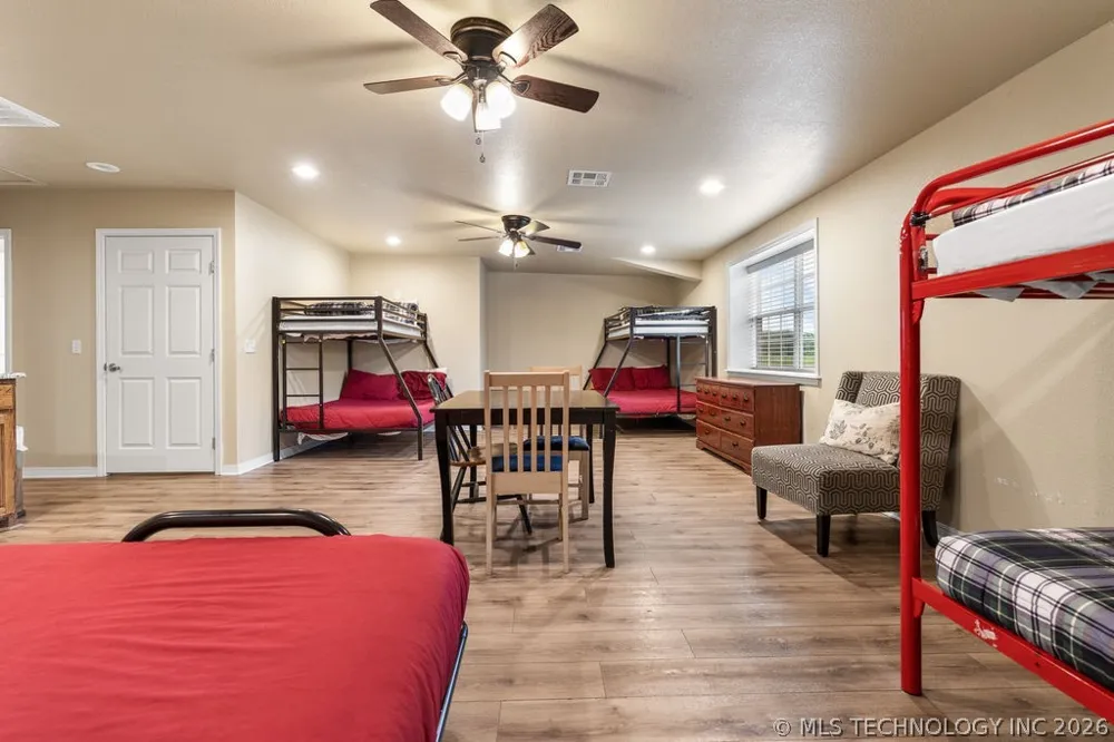 1712 Beach Landing Drive Kingston, OK 73439