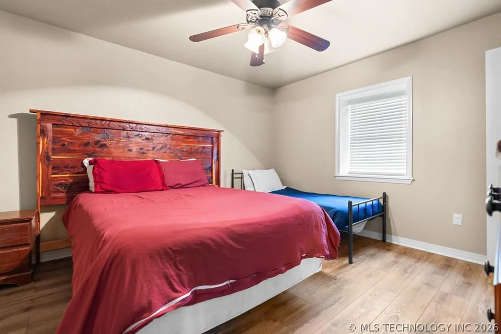 1712 Beach Landing Drive Kingston, OK 73439