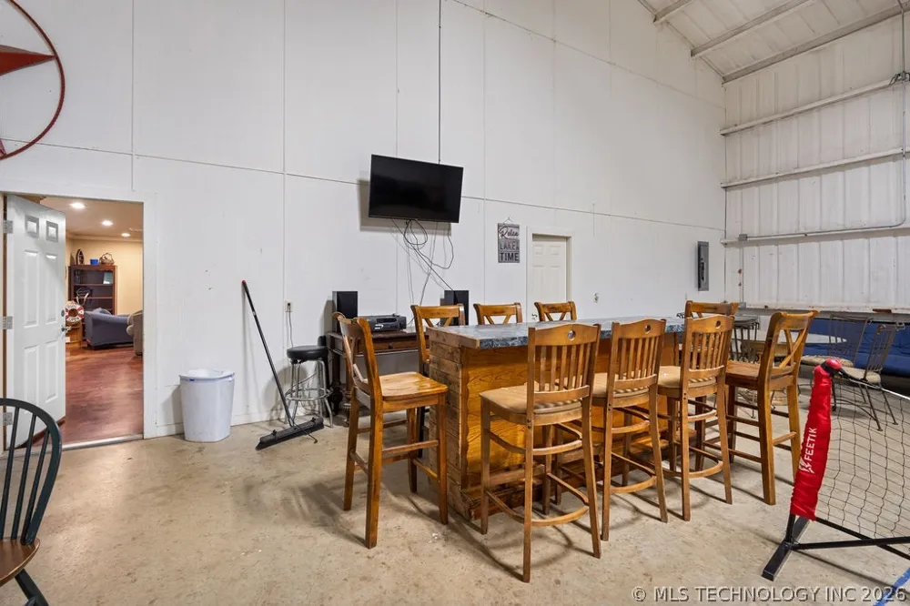 1712 Beach Landing Drive Kingston, OK 73439