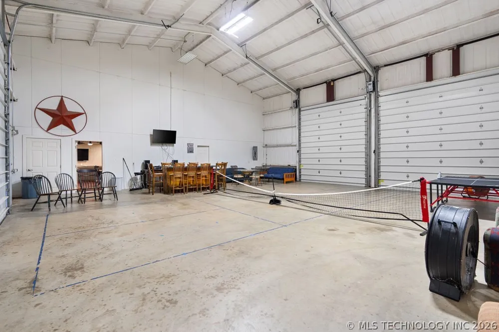 1712 Beach Landing Drive Kingston, OK 73439