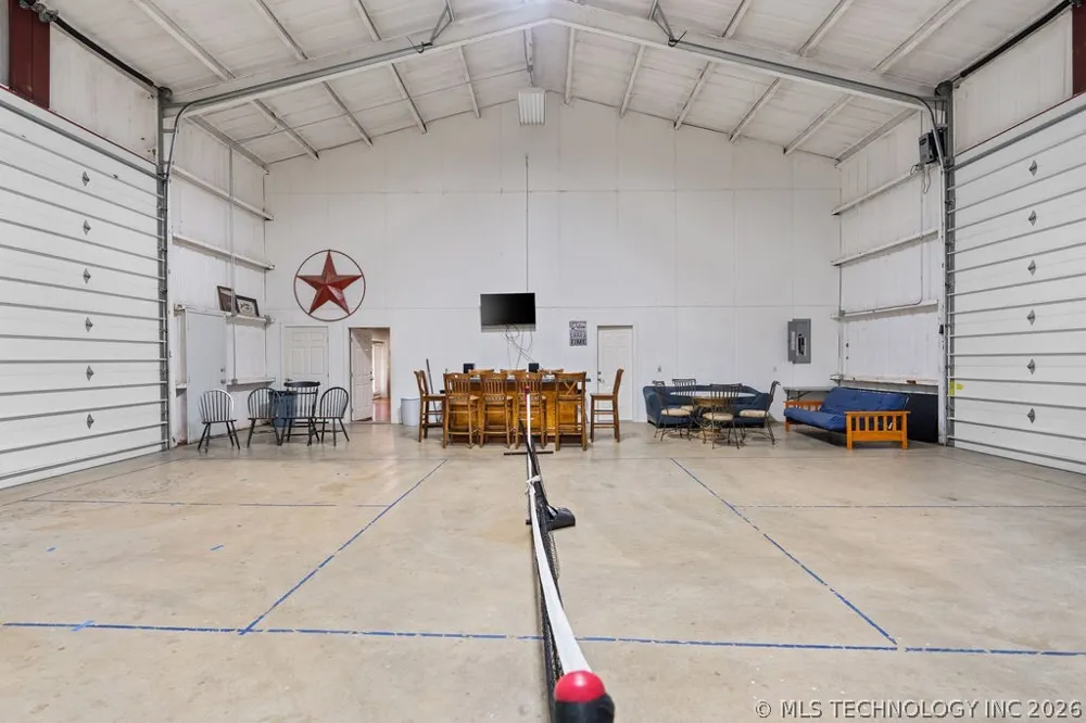 1712 Beach Landing Drive Kingston, OK 73439
