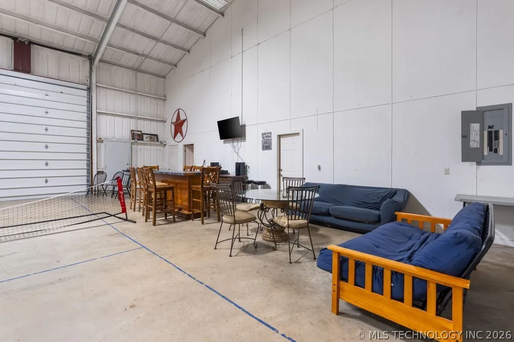 1712 Beach Landing Drive Kingston, OK 73439