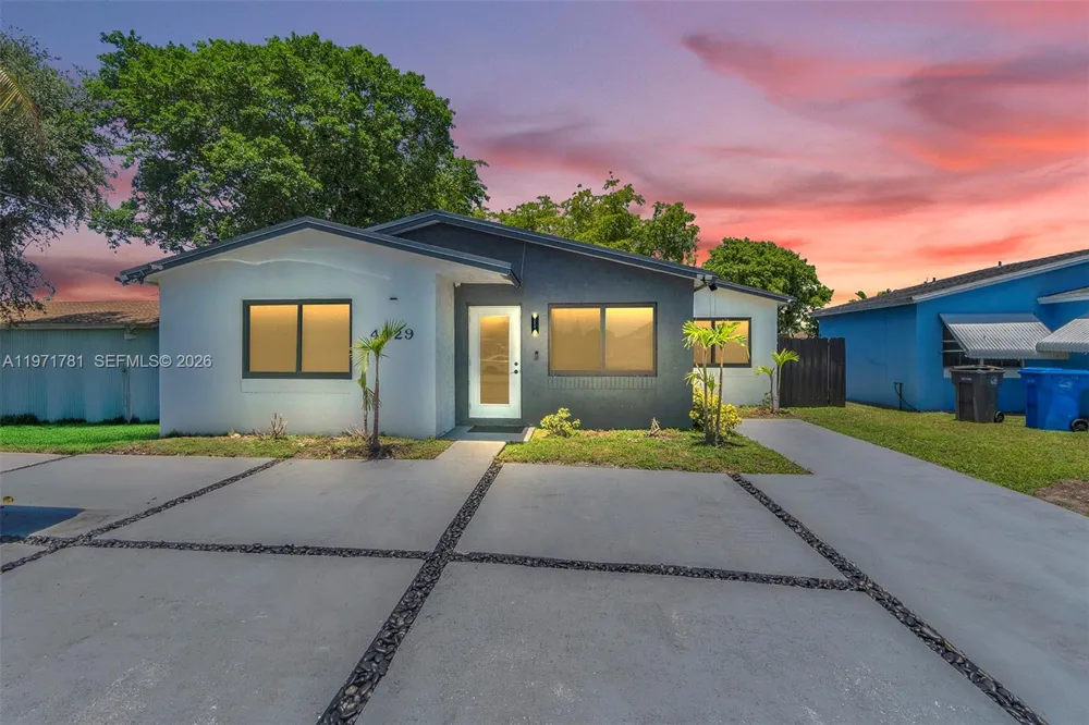 4029 SW 22nd St West Park, FL 33023