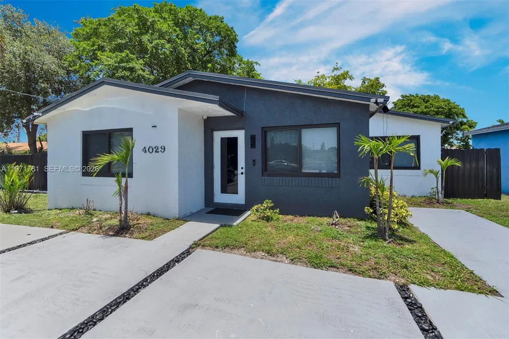4029 SW 22nd St West Park, FL 33023