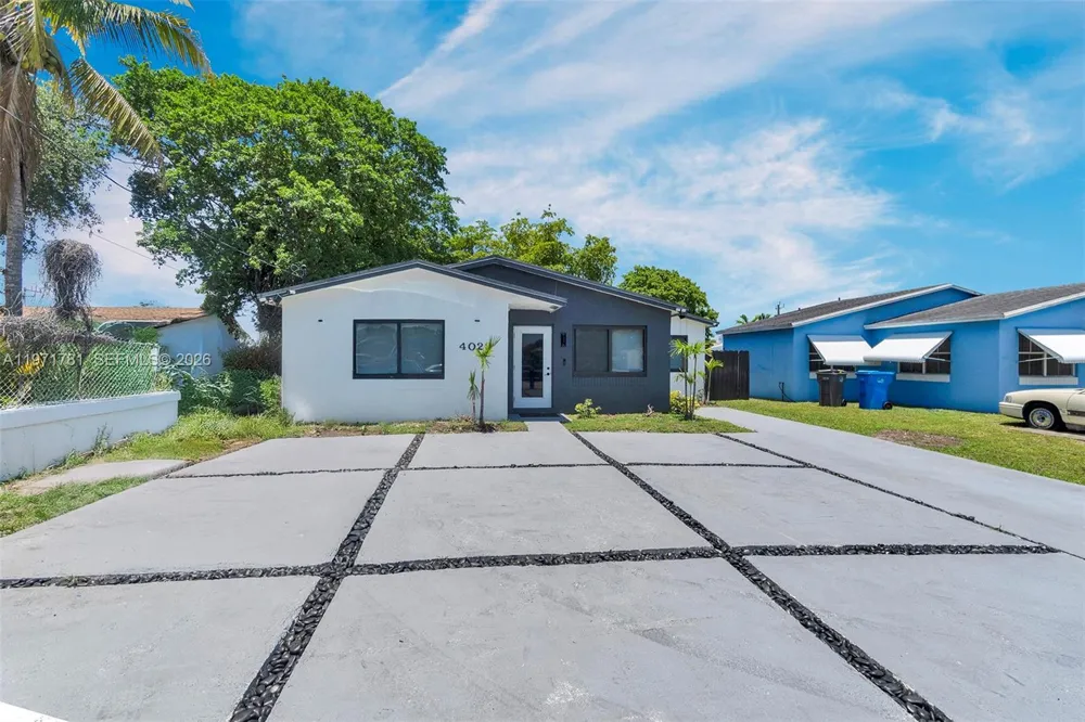 4029 SW 22nd St West Park, FL 33023