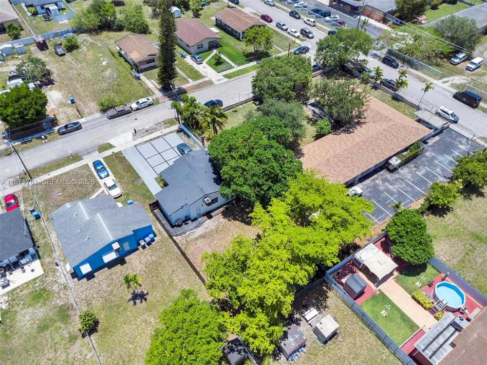 4029 SW 22nd St West Park, FL 33023