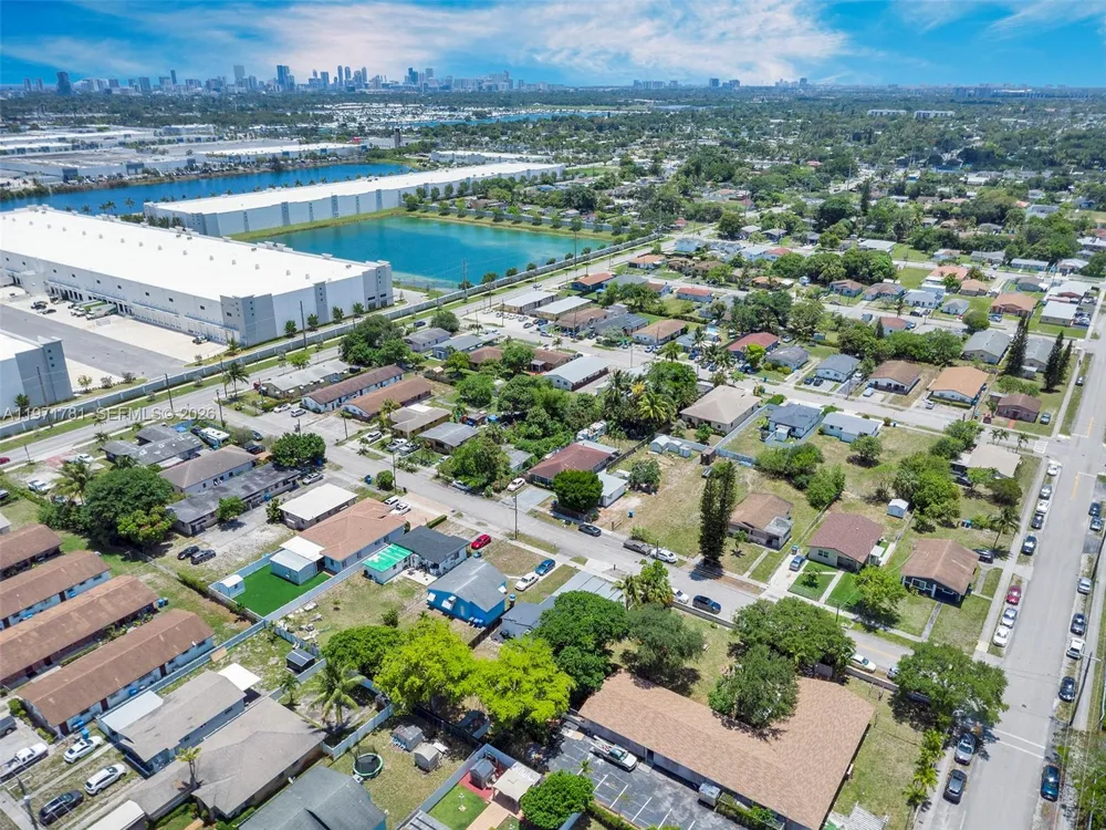 4029 SW 22nd St West Park, FL 33023