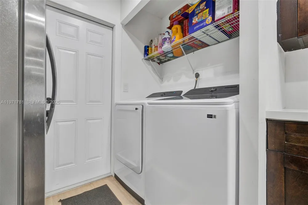 4029 SW 22nd St West Park, FL 33023