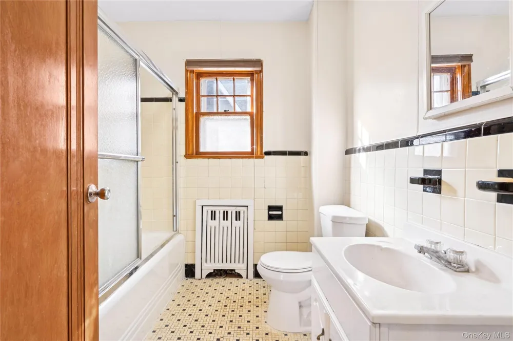 156 Goodwin Avenue Staten Island, NY 10314