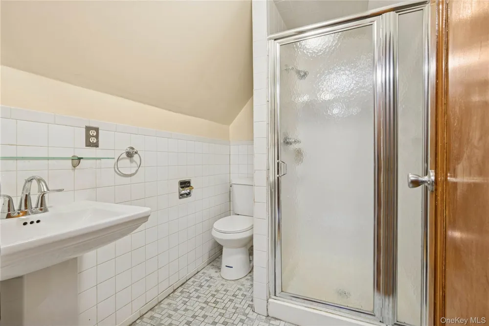 156 Goodwin Avenue Staten Island, NY 10314
